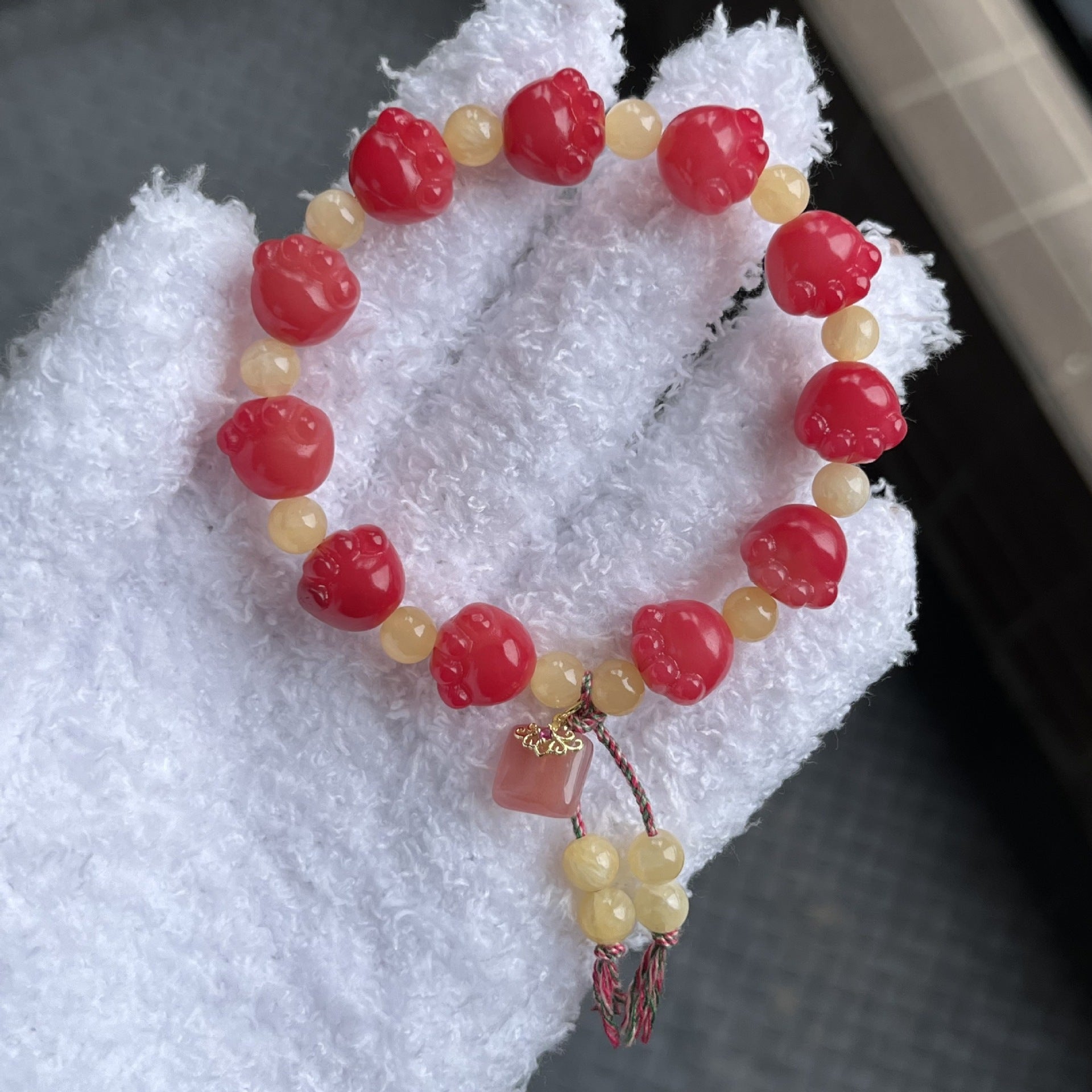 Natural Bodhi root bracelet cute cat claw design bracelet sweet beauty Little Red Book Live supply Wenwan bracelet