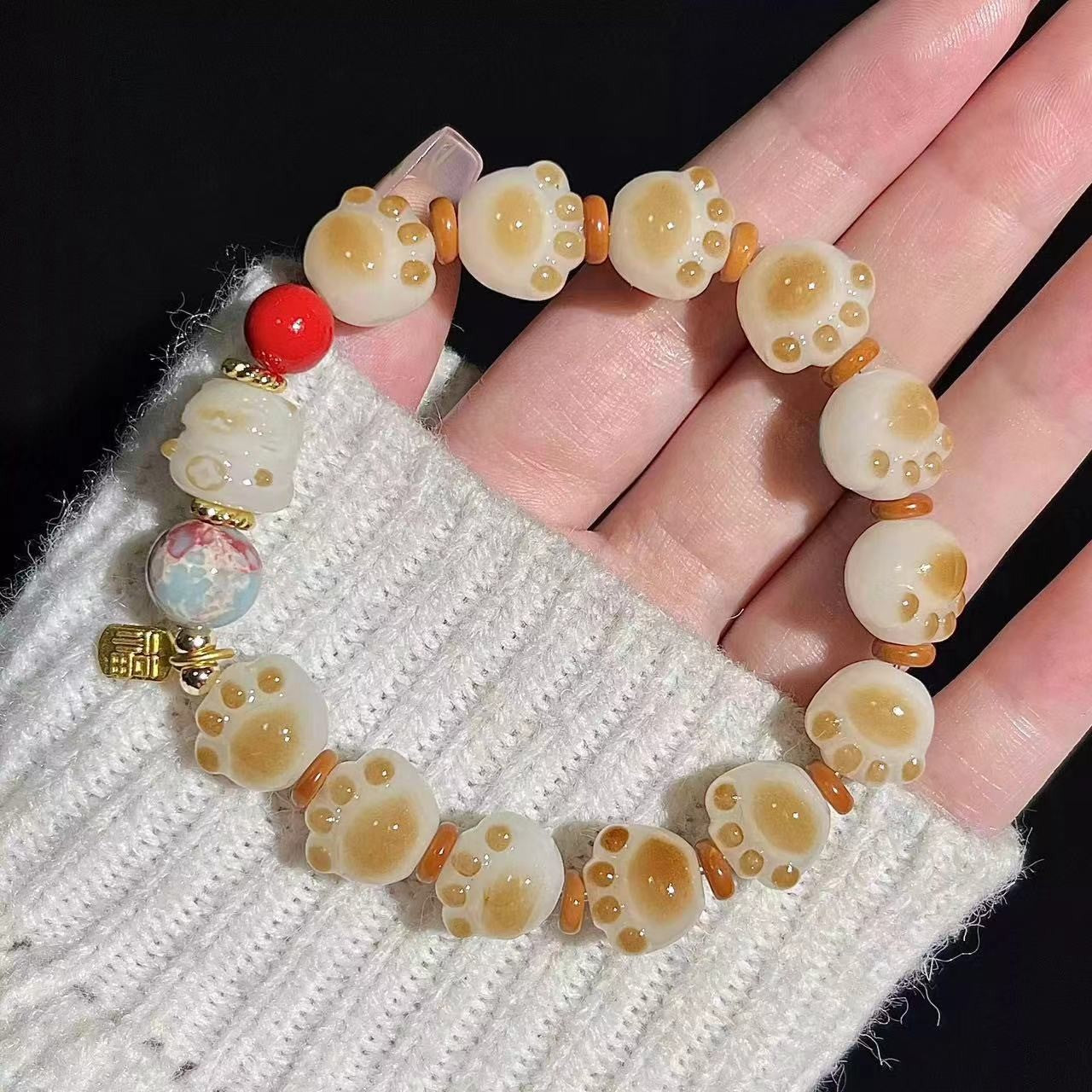 Little Red Book Explosive Style National Style Lucid Cat Beaded Bracelet Charcoal Burned Cat Claw Imitation White Jade Bodhi Light Luxury for Niche Students